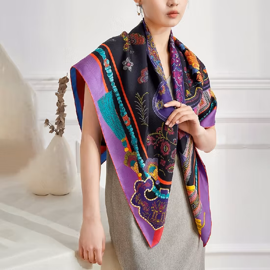 Écharpe d'impression numérique faite sur commande en soie de mûrier de la mode 100% de dames